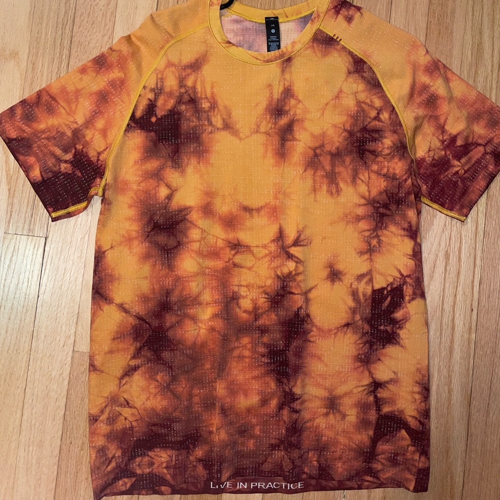 Lululemon t shirt mental vent